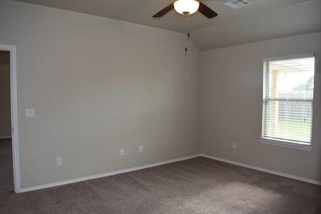 Building Photo - 4704 River Mesa Dr