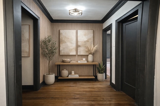 Building Photo - 7357 S St Lawrence Ave