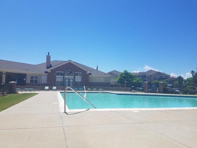 Building Photo - 1 bed 1 bath w/ near DIA! $500 MOVE IN SPECIAL
