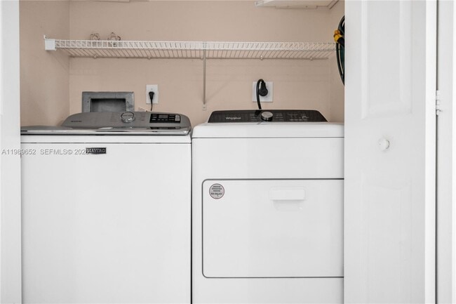 Building Photo - 2080 S Ocean Dr