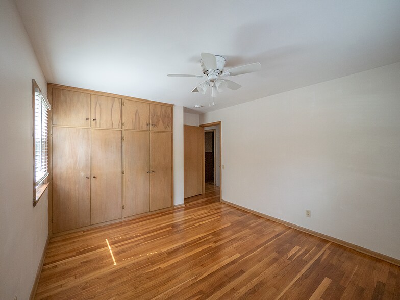 Building Photo - 513 N Midvale Blvd