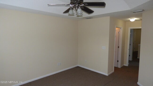 Building Photo - 8702 Ribbon Falls Ln