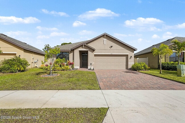 Building Photo - 543 Old Country SE Rd