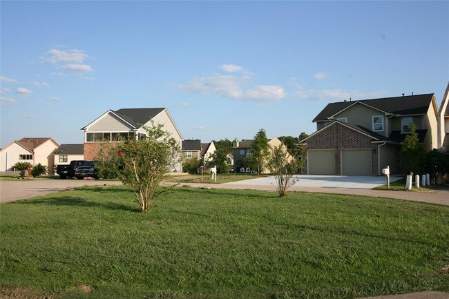 Building Photo - 140 Capetown Cir