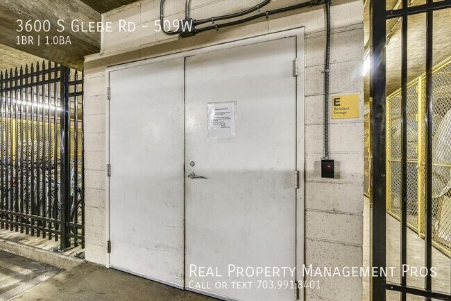 Building Photo - 3600 S Glebe Rd