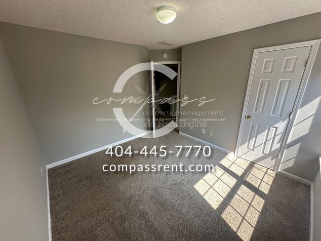 Building Photo - 2106 Clearvista Dr NW