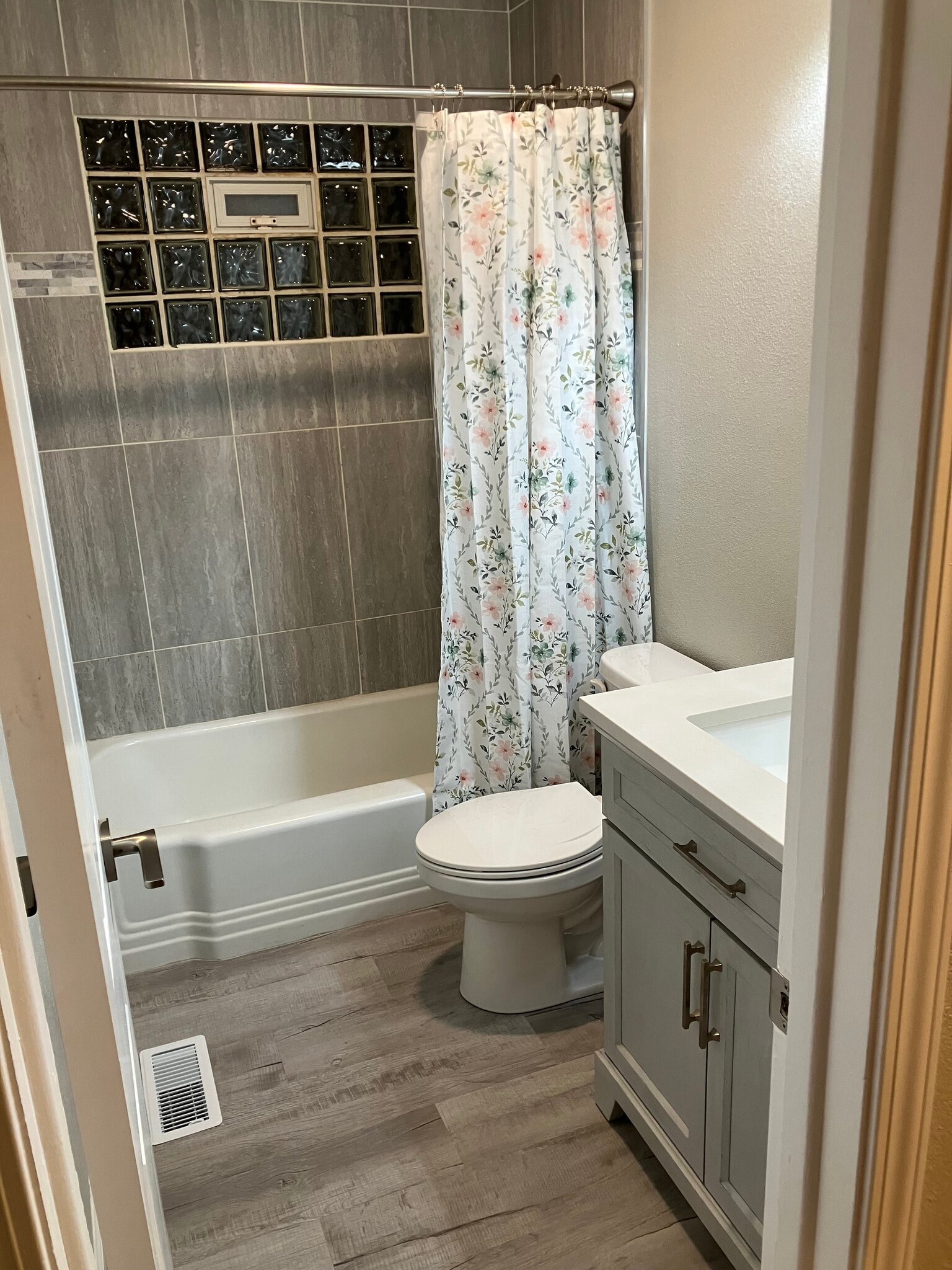 Building Photo - 1821 Lark Bunting Ln