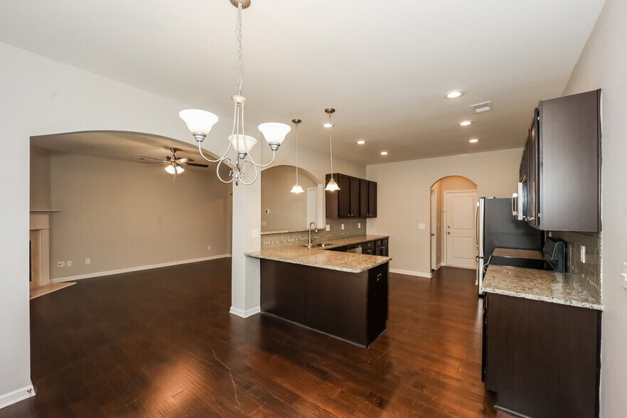 Building Photo - 52 Southwind Cir