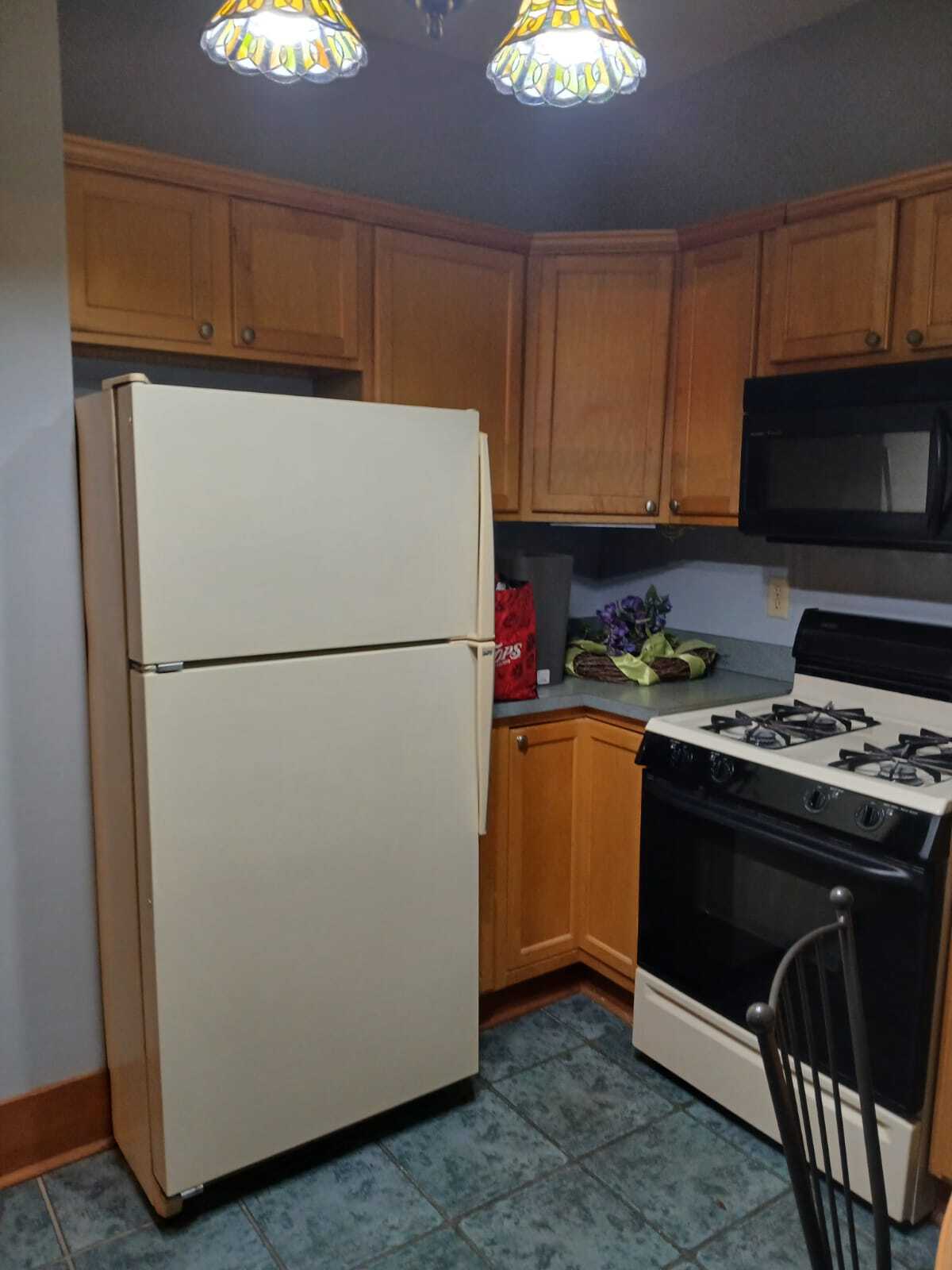 Building Photo - 315 Boyden St