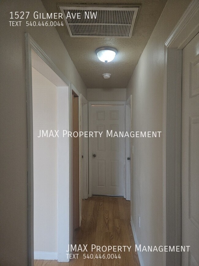 Building Photo - 1527 Gilmer Ave NW