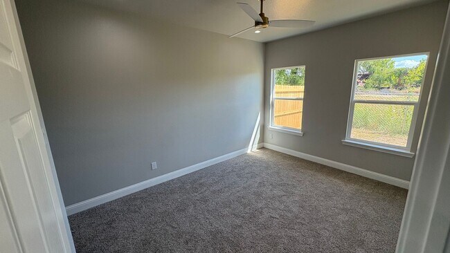 Building Photo - 3203 Bourland St