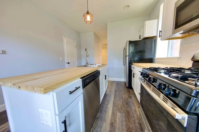 Building Photo - 4145 Humphrey St