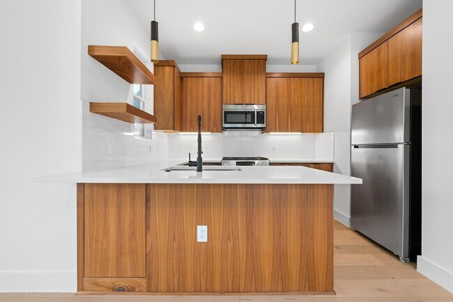 Building Photo - 7706 Watson St