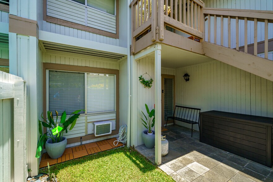 Building Photo - 7007 Hawaii Kai Dr