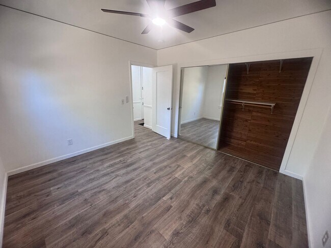 Building Photo - 2-Bedroom Home in the State Streets!