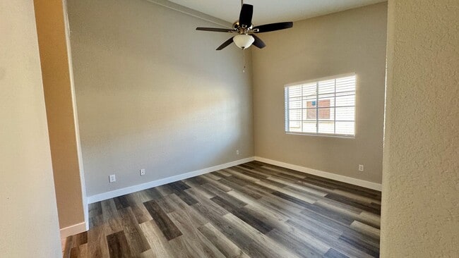 Building Photo - Beautifully Updated 3 Bedroom, 2 Bathroom Single-Level Home in Chandler (85225)!