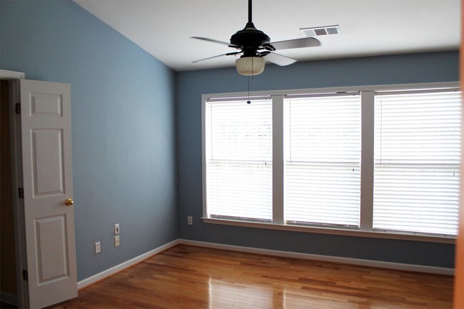 Building Photo - 601 Old Hickory Blvd
