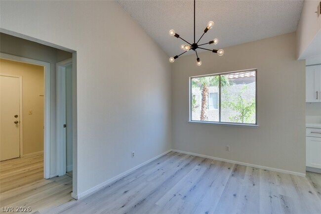 Building Photo - 582 Searchlight Dr