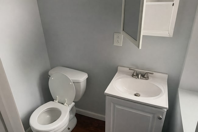 Building Photo - 2132 N 32nd St