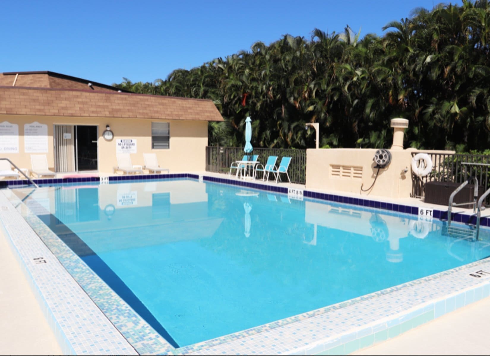 Building Photo - 1100 E Indiantown Rd