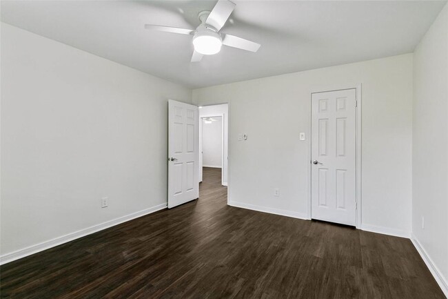 Building Photo - 3931 Bratton St