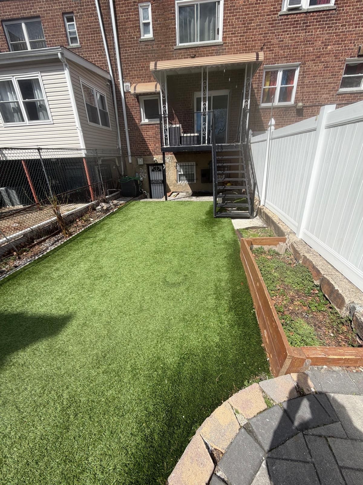 Building Photo - 2082 Pitman Ave