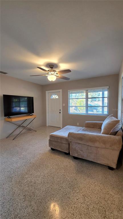 Building Photo - 1018 60th Ave N