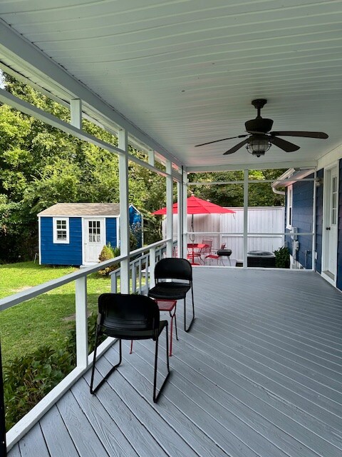 Building Photo - 215 Blackwell Rd