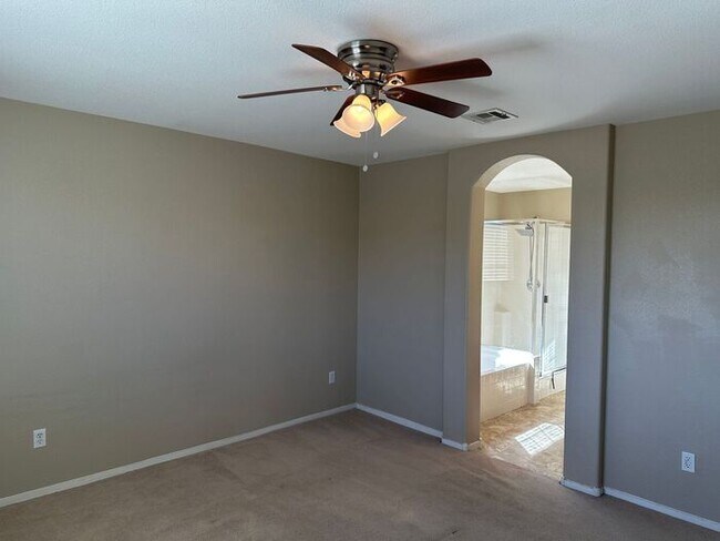 Building Photo - Stunning Home in a Gated Community