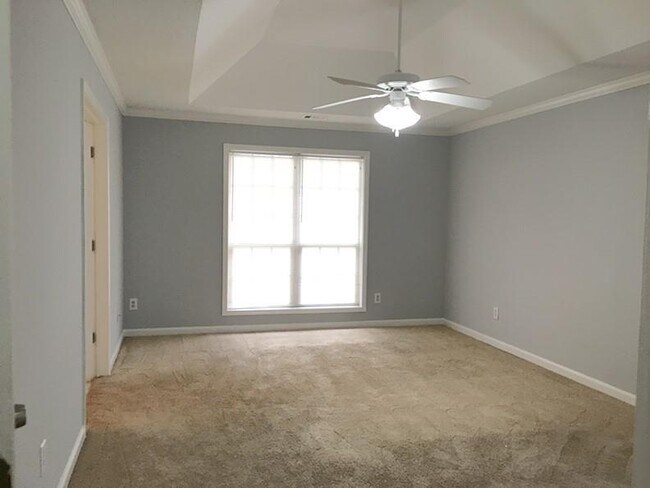 Building Photo - 2515 Freemans Walk Dr
