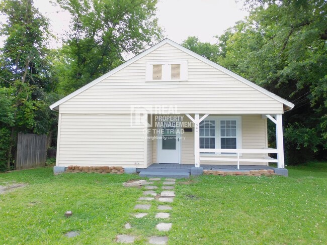 Primary Photo - Cute 3 Bedroom/2 Bath Home in Greensboro 2...