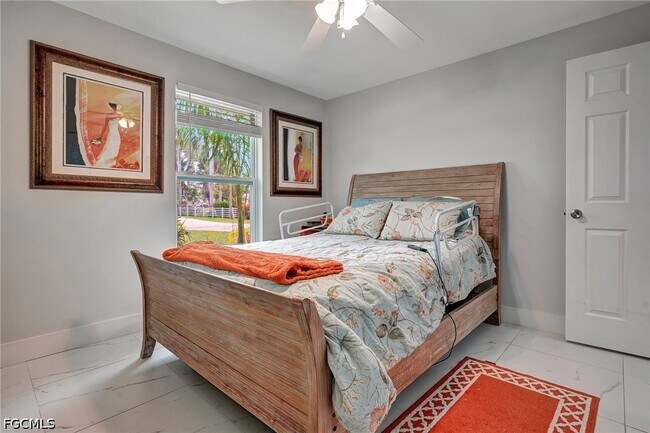 Building Photo - 787 Overiver Dr