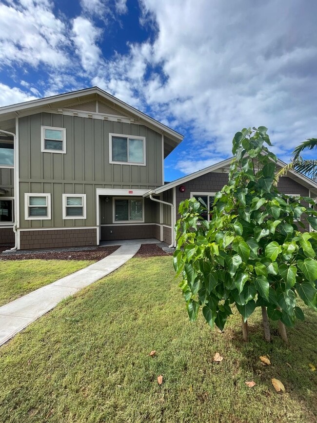 Building Photo - Kahoma Village 3 Bedroom Townhome