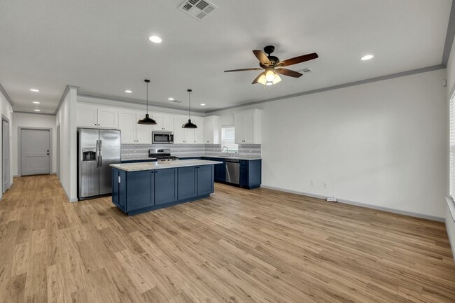 Building Photo - P.57 Kode Properties LLC 3515-3517