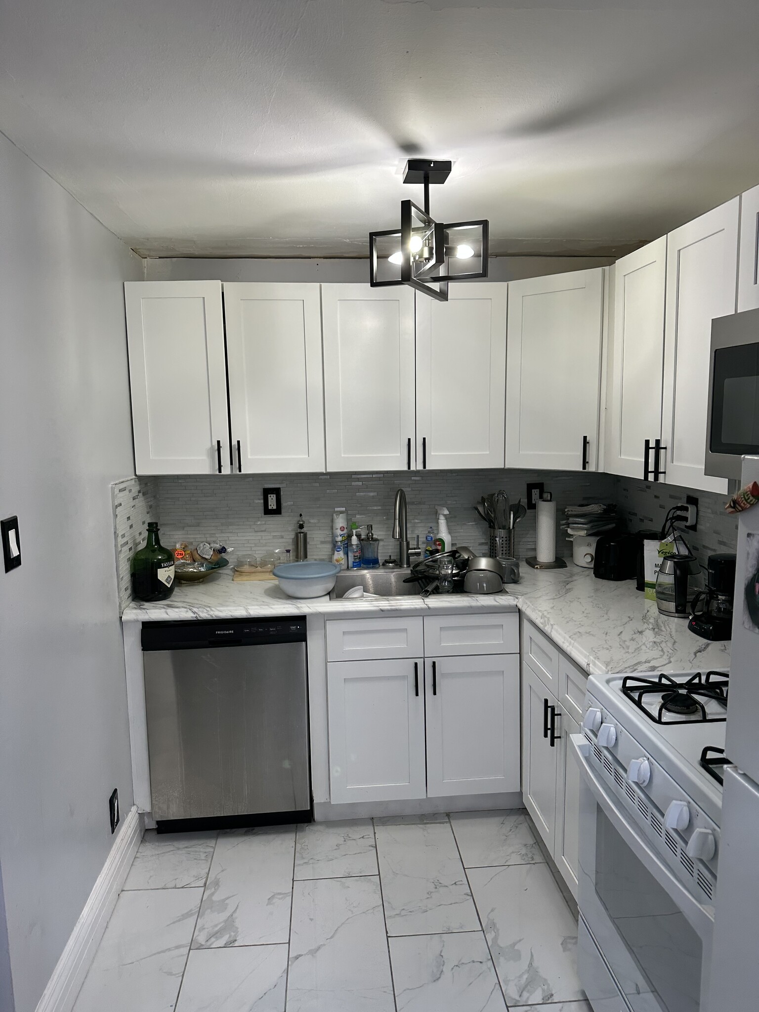 kitchen - 2 E McPherson St