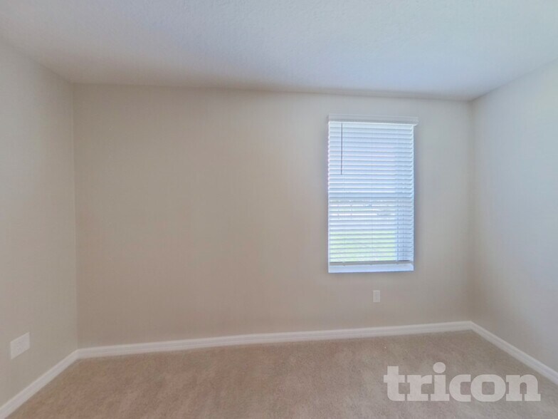 Building Photo - 10734 Hidden Banks Gln