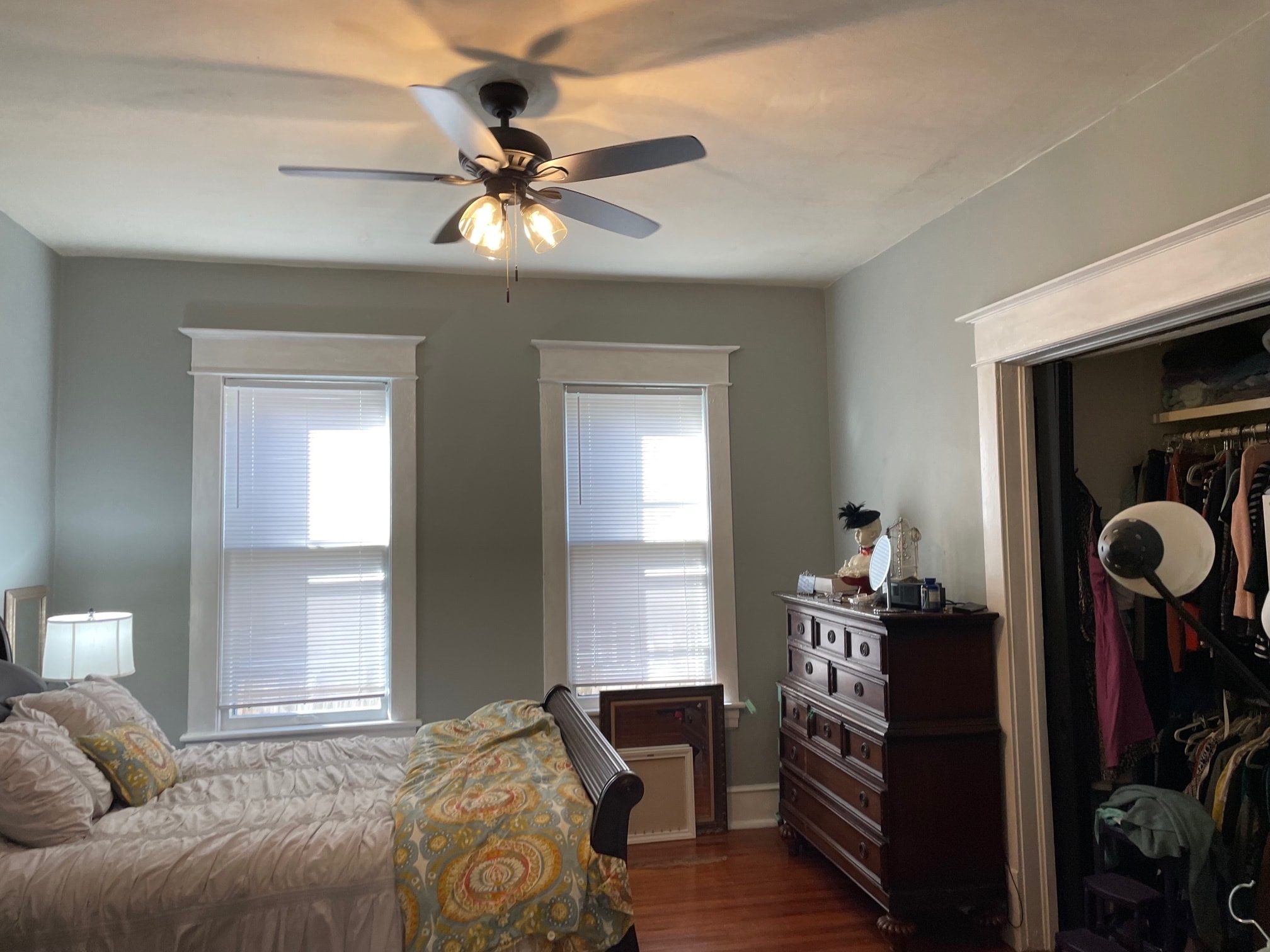 Building Photo - 422 Woods Ave SW