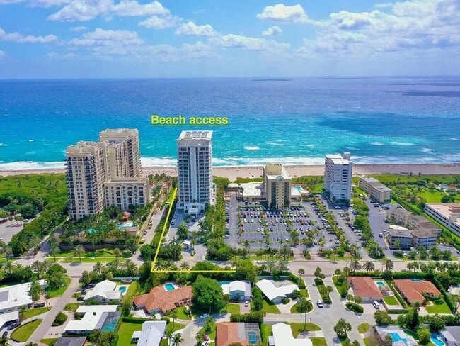 Building Photo - 1310 Manor Dr