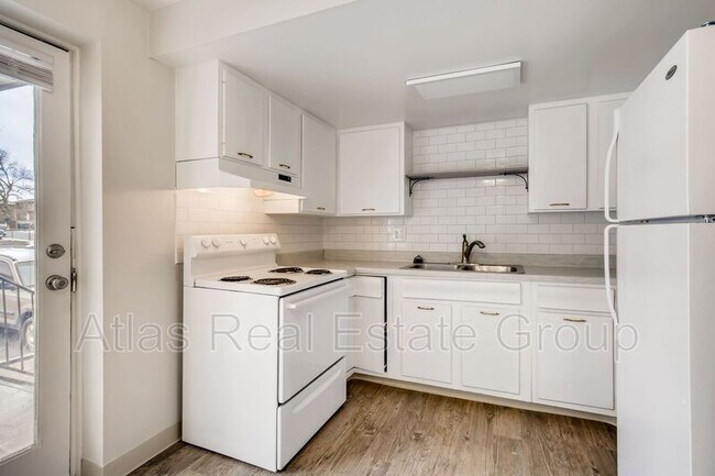 Building Photo - 10765 W 7th Pl