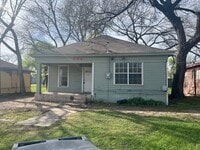 Building Photo - Section 8 Accepted