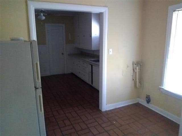 Building Photo - 742 Mulberry St