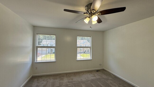 Building Photo - 4 Bedroom Colonial in Prince William County