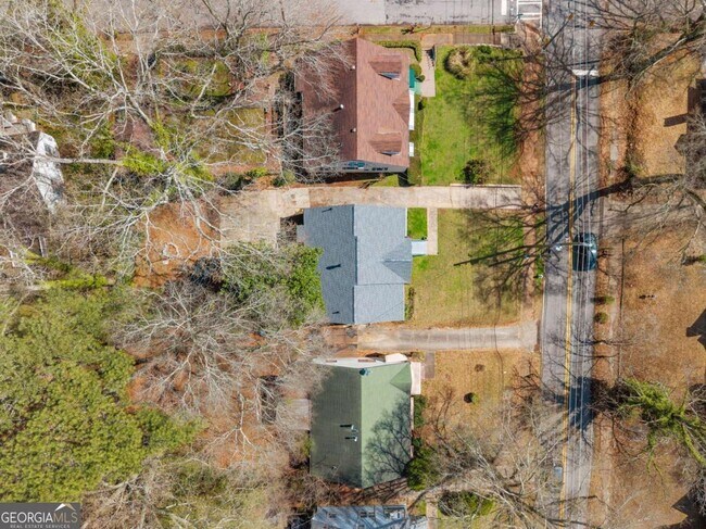 Building Photo - 1649 Beecher St SW