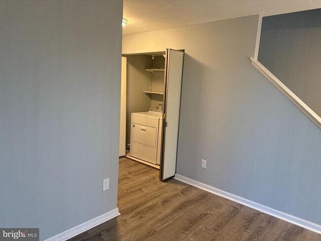 Building Photo - 1935 Winslow Ct