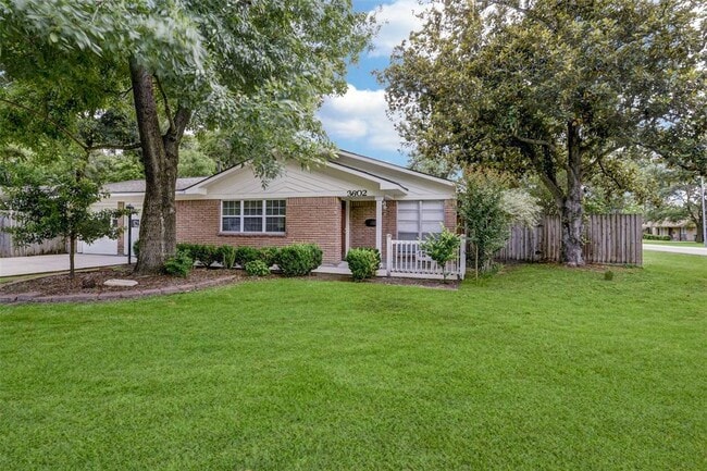 Building Photo - 3602 Galway Ln