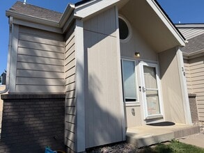 Building Photo - 4 Bedroom Townhome near Horsetooth Reservoir