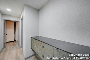 Building Photo - 2107 Darwin Dr