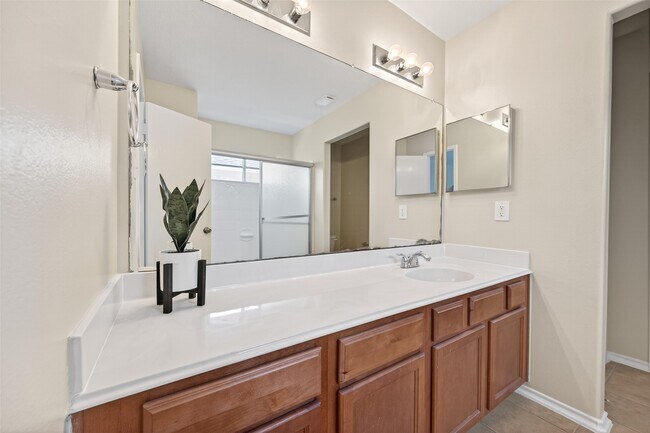 Building Photo - 24519 Cypresspark Glen Ln