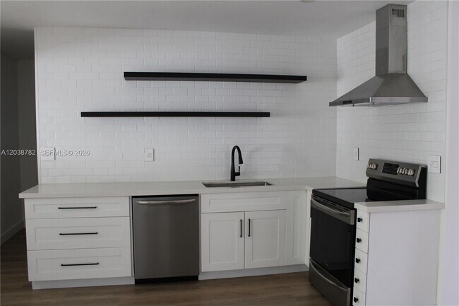 Building Photo - 3827 SW 88th Ct