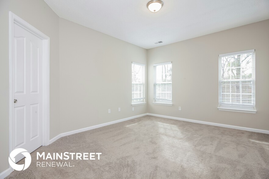 Building Photo - 4501 Keeneland Ln
